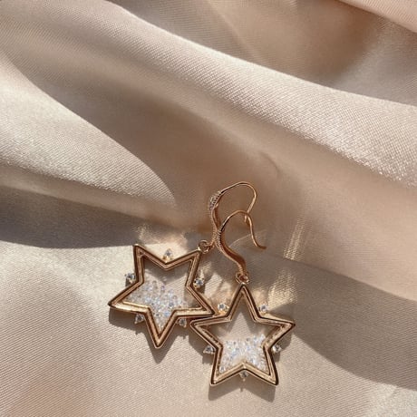 star hourglass hook pierce