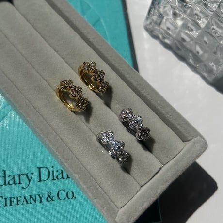 flower stone  pierce/necklace