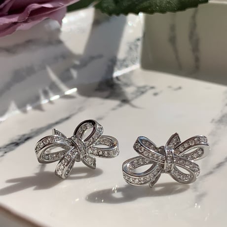 zirconia mini ribbon pierce