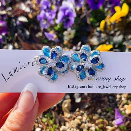 blue stone  flower pierce