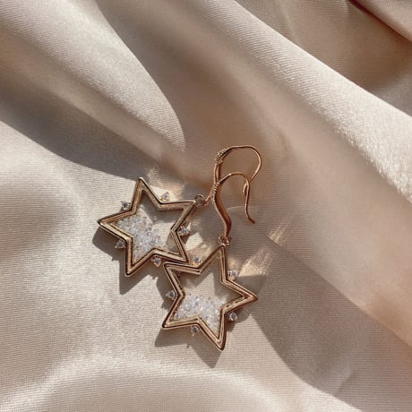 star hourglass hook pierce