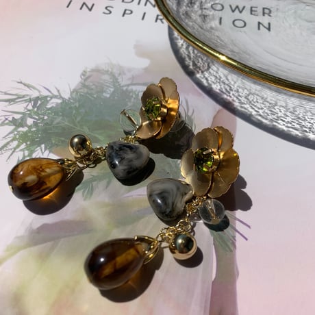 vintage flower stone pierce