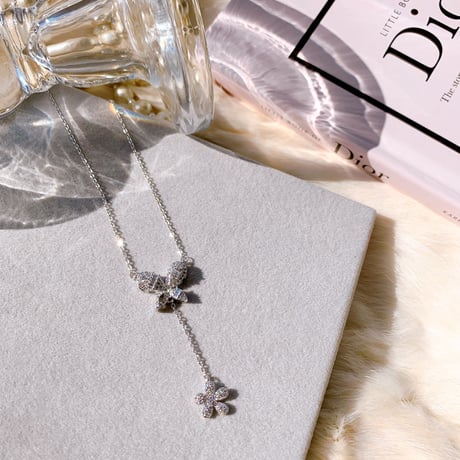butterfly × flower necklace