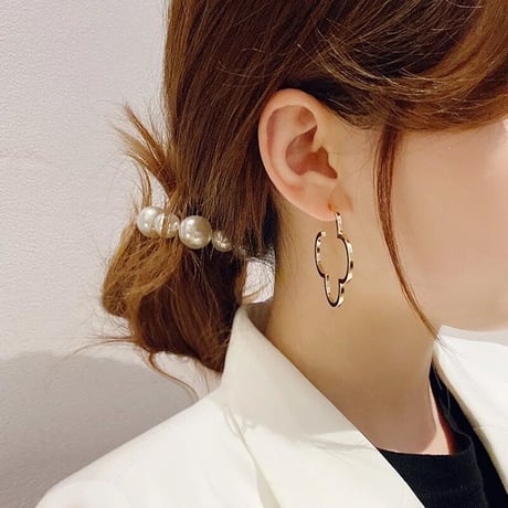 flower hoop pierce