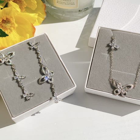 zirconia butterfly asymmetry pierce