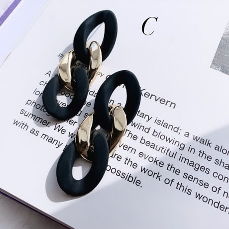 mat black × gold pierce