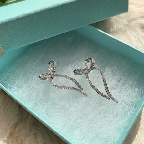 ribbon stone pierce