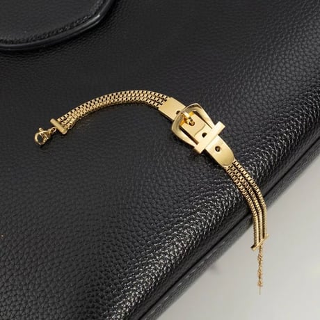belt gold bracelet