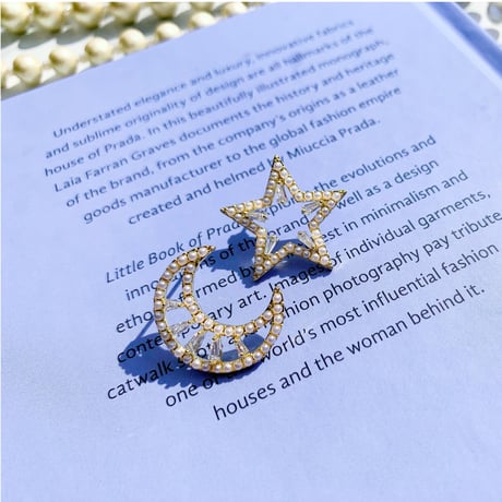moon × star pearl stone pierce
