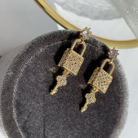 key stone pierce