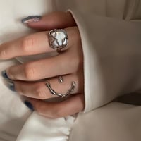 square baroque pearl ring