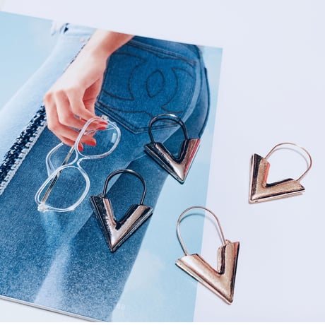 v  metal  pierce