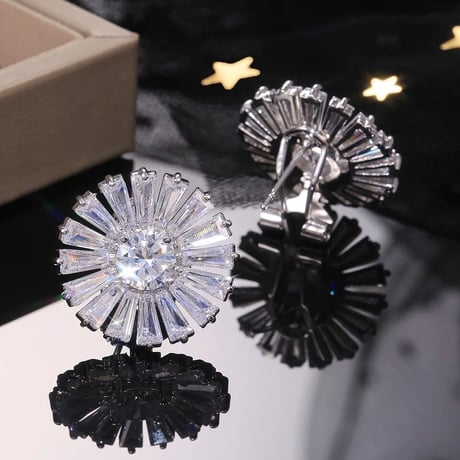 zirconia flower pierce