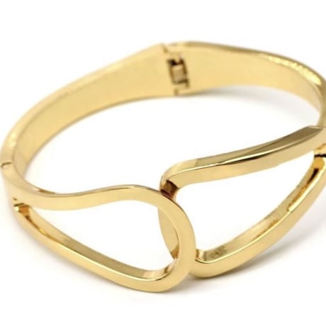 metal overlap bangle