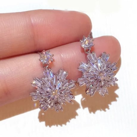 shine  flower pierce