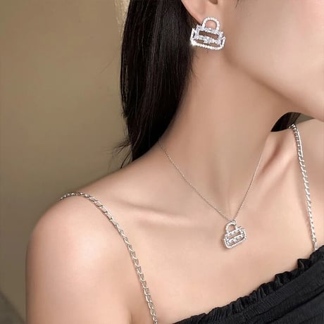 stone bag  pierce