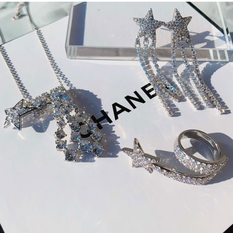 shooting star stone fringe pierce