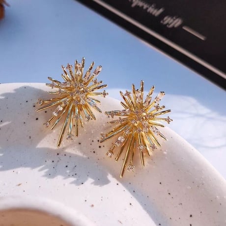 gold crystal pierce