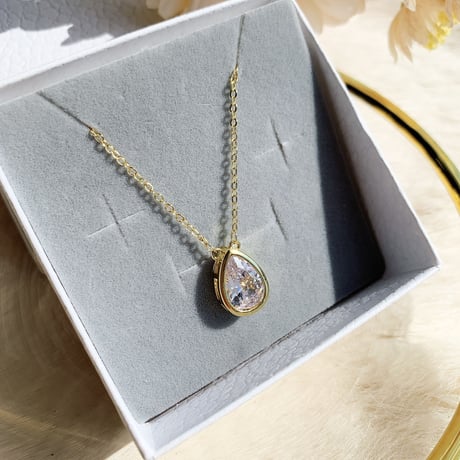 drop stone necklace