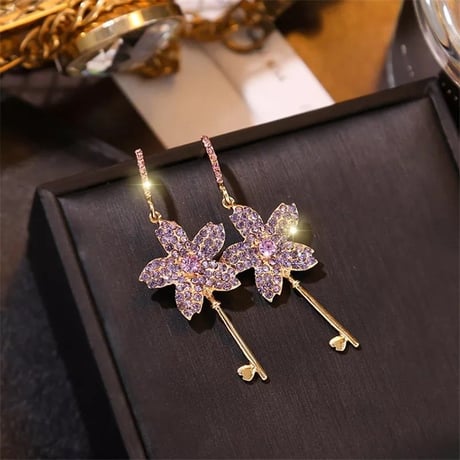 flower key pierce