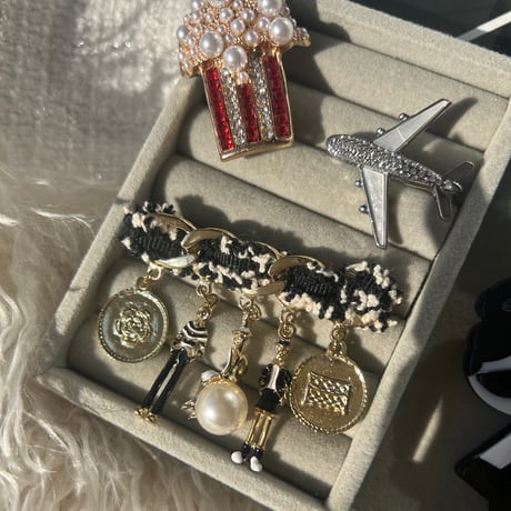 -2024-winter brooch