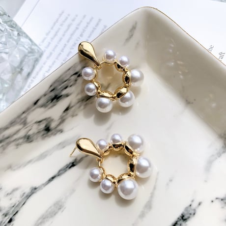 pearl loop gold  pierce
