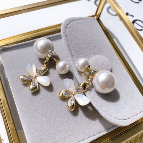 flower pearl catch  pierce