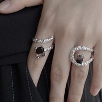 square black stone open ring