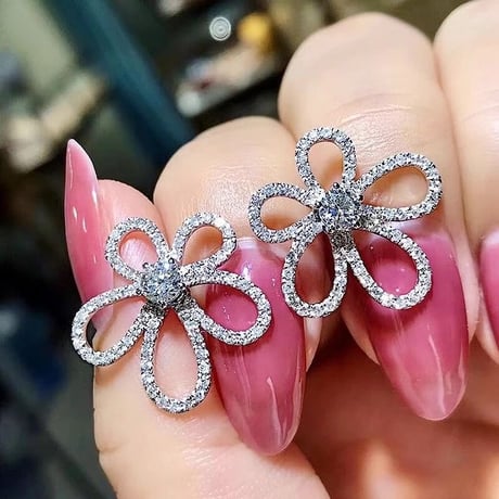 flower stone pierce