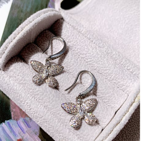 butterfly stone hook  pierce