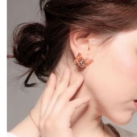 metallic butterfly pierce
