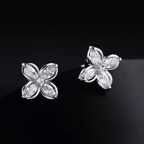 one point flower earring