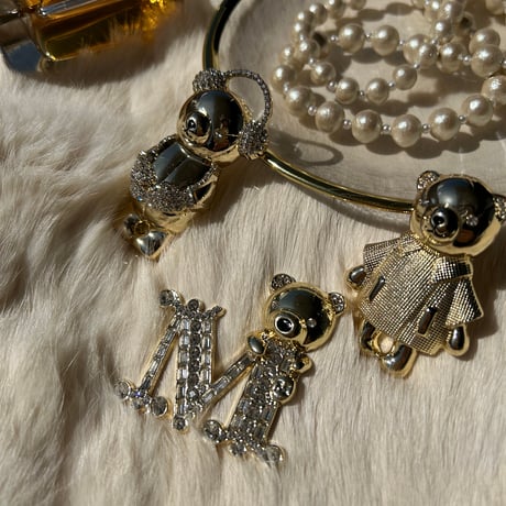 bear brooch