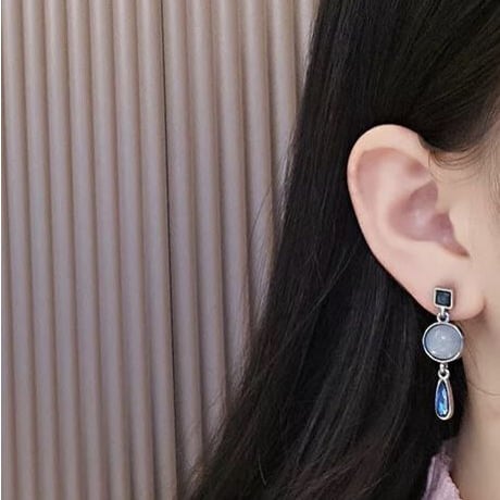vintage Blue stone pierce