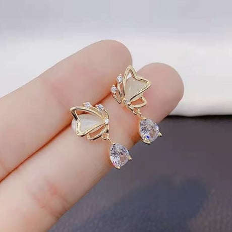 butterfly drop stone pierce