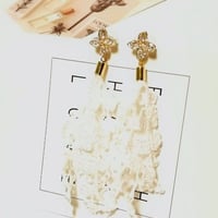 flower race pierce