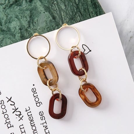 marble acryl chain pierce