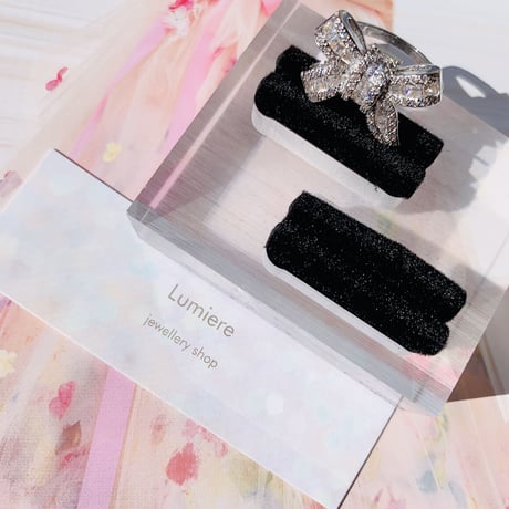 lovely ribbon  ring