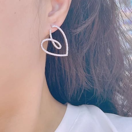 heart stone variation pierce