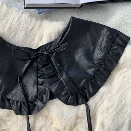 leather/quilting attached collar
