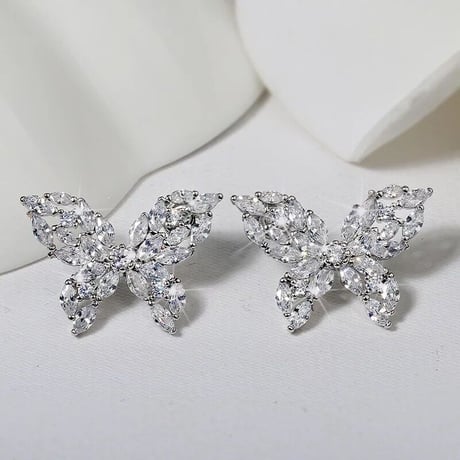 butterfly stone pierce