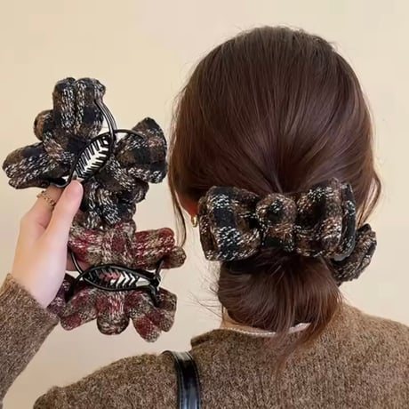 check ribbon hair clip