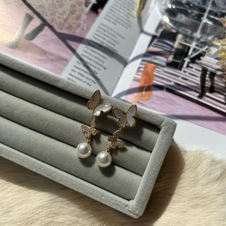 double butterfly × pearl pierce