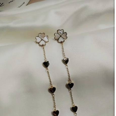 clover × heart long pierce
