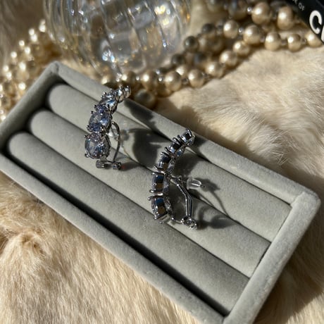 stone clip pierce