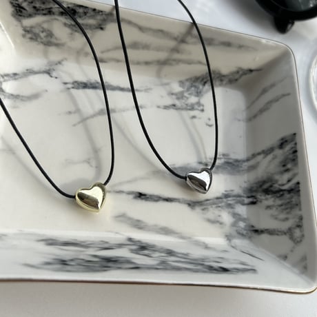 metal heart choker necklace