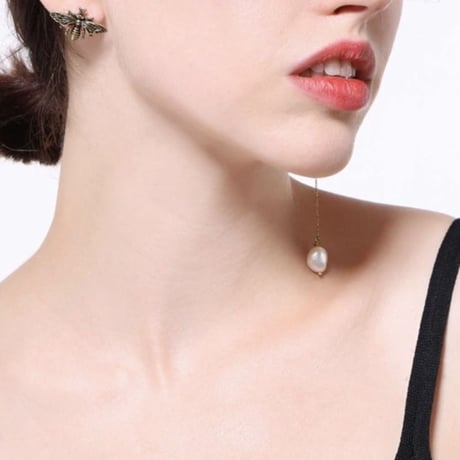 antique asymmetry  pierce