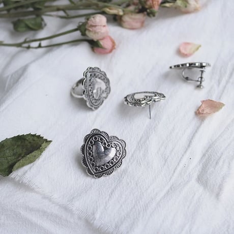 vintage heart silver pierce