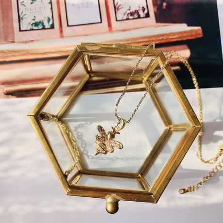 bee gold necklace