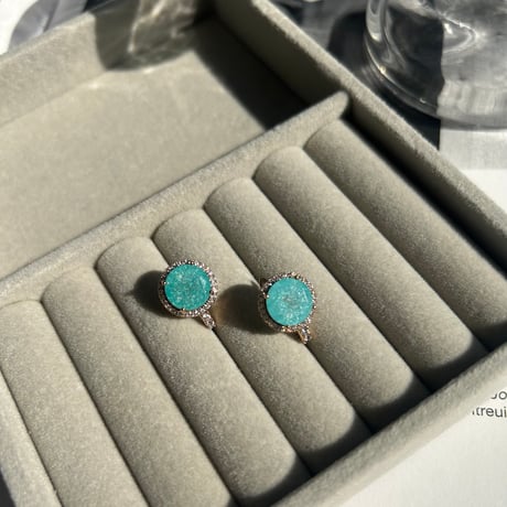 blue stone × pink gold pierce